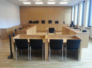 Justizzentrum_Aachen-Gerichtssaal01